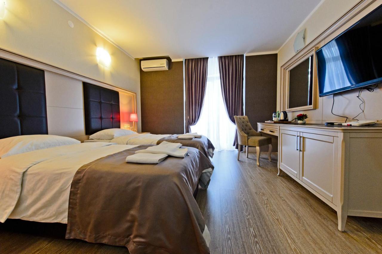 Hotel 19 Batum Dış mekan fotoğraf