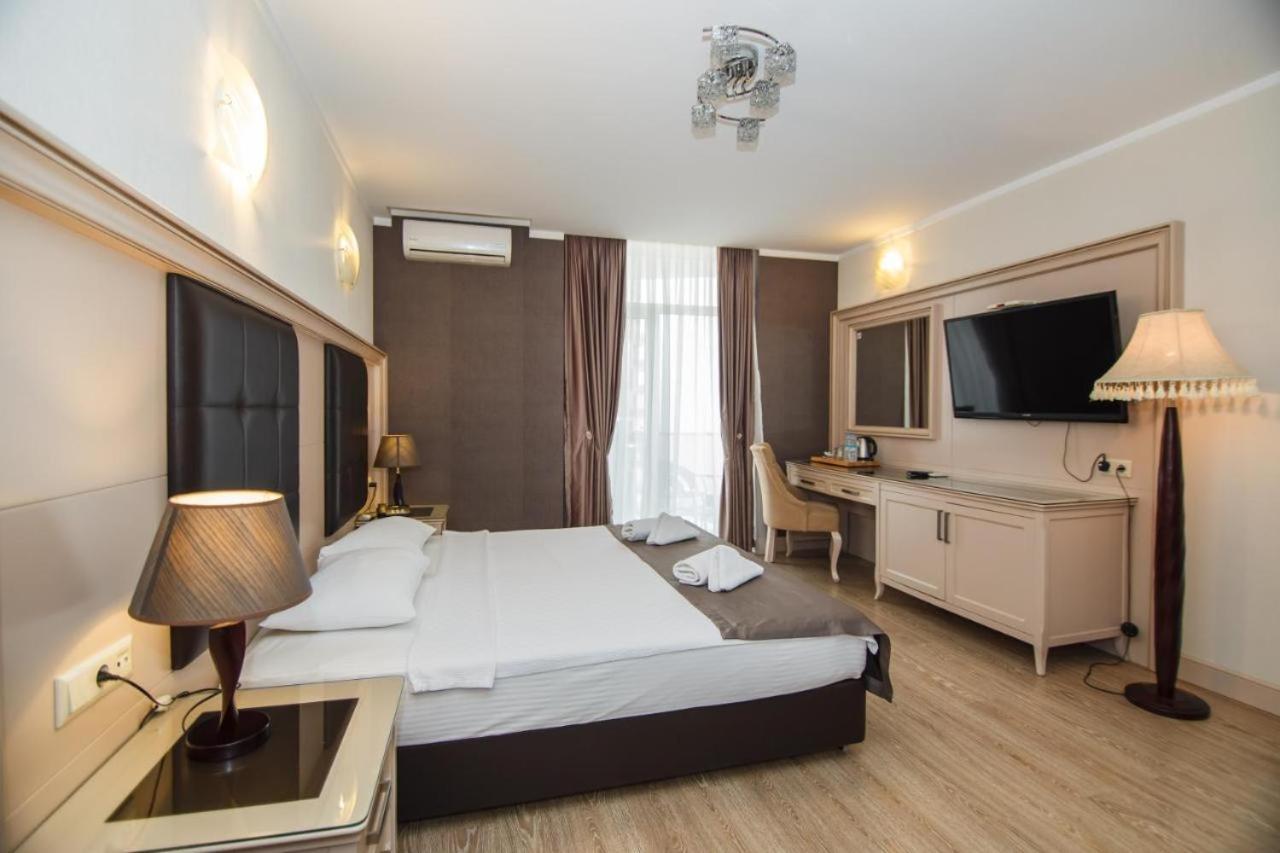 Hotel 19 Batum Dış mekan fotoğraf